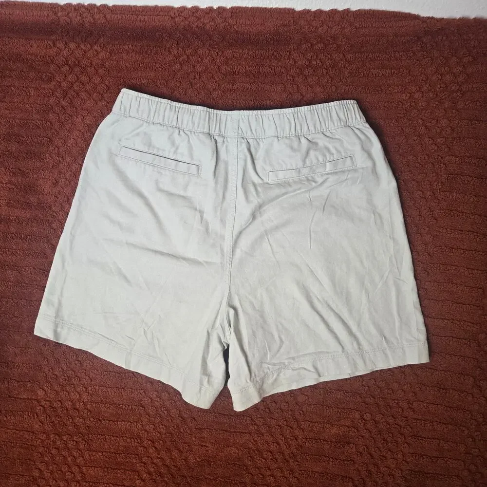 GAP Lightweight Casual Pull-On Shorts size L